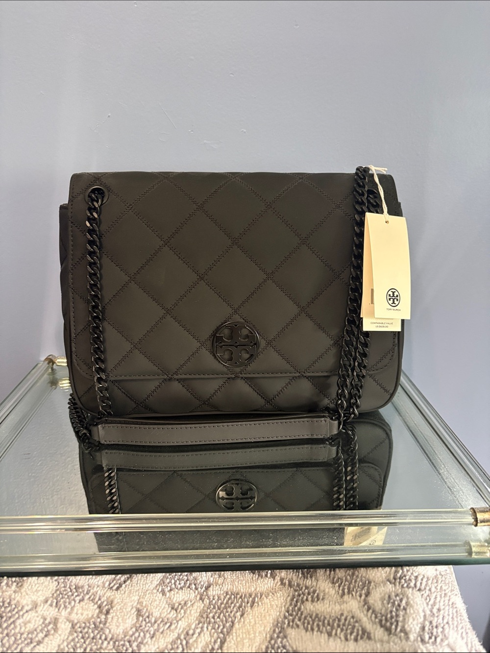 Tory Burch Quilted Willa matte Shoulder Bag - Black